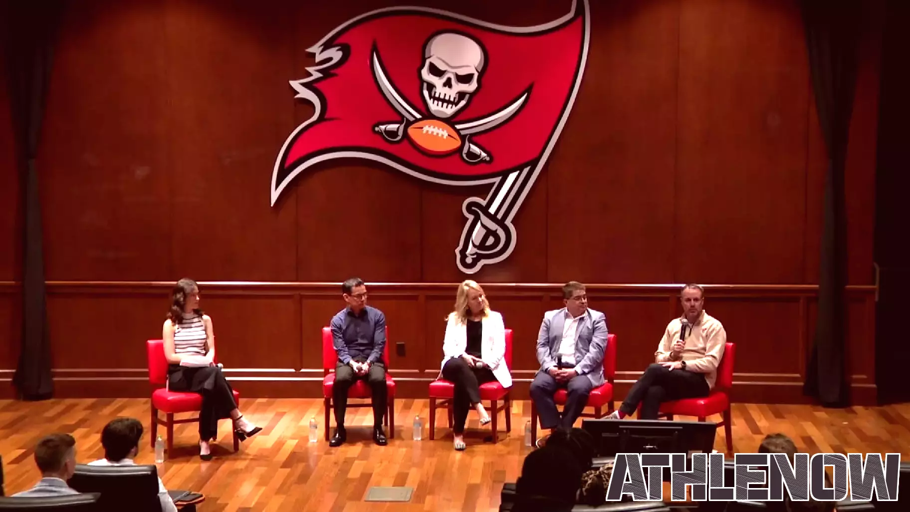 USF Students Explore Career Opportunities Beyond the Field in Professional Sports